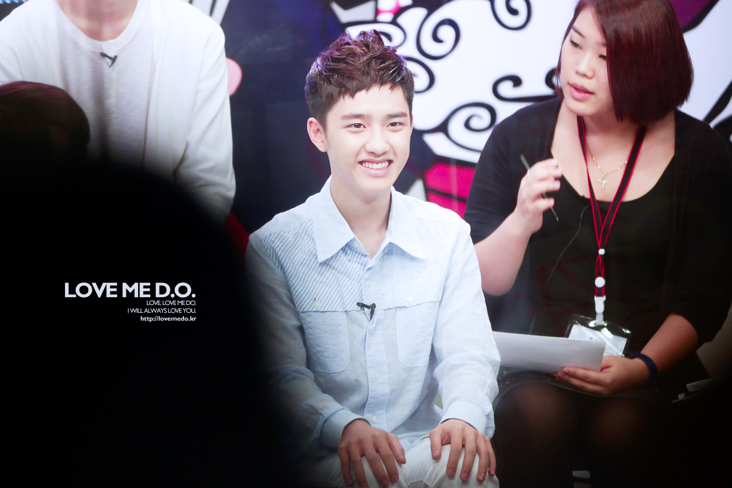 120729 D.O @ Channel [V] "Asian Hero" 1166D43850179D301C6FBF