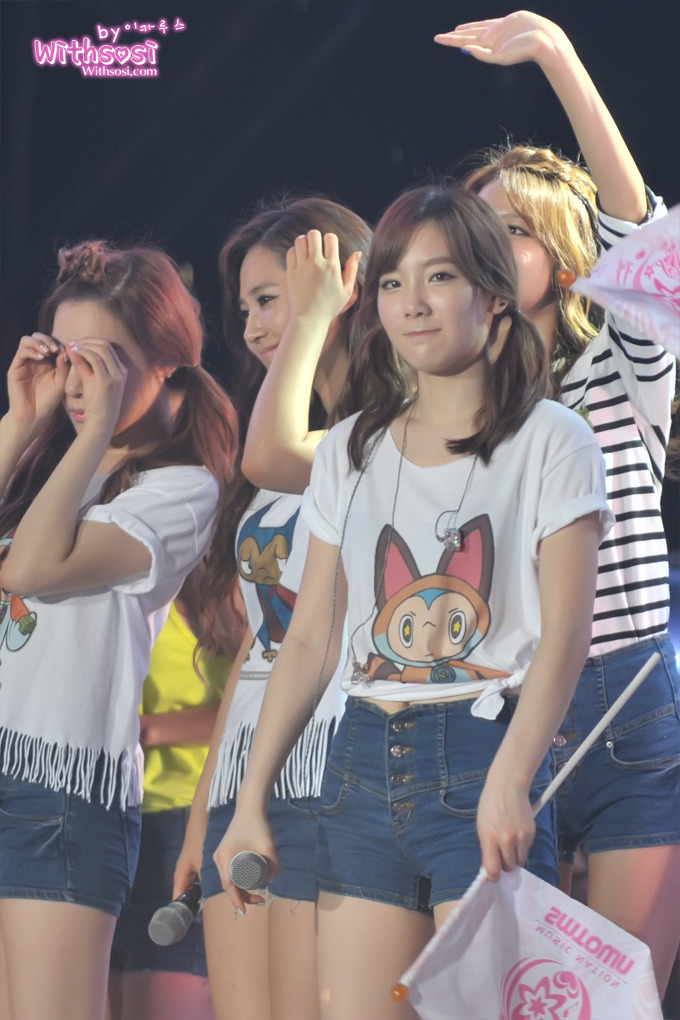 [PIC][18-08-2012]Hình ảnh mới nhất từ "SMTOWN in Seoul" của SNSD  - Page 10 117D4C3650307C802C7363