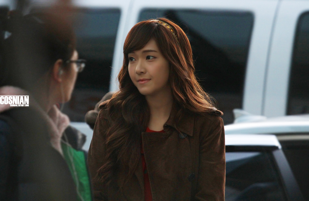 [OTHER][20-01-2012]Jessica tại trường quay của bộ phim "Wild Romance" - Page 21 161B7B4D4F41FEC0330A02