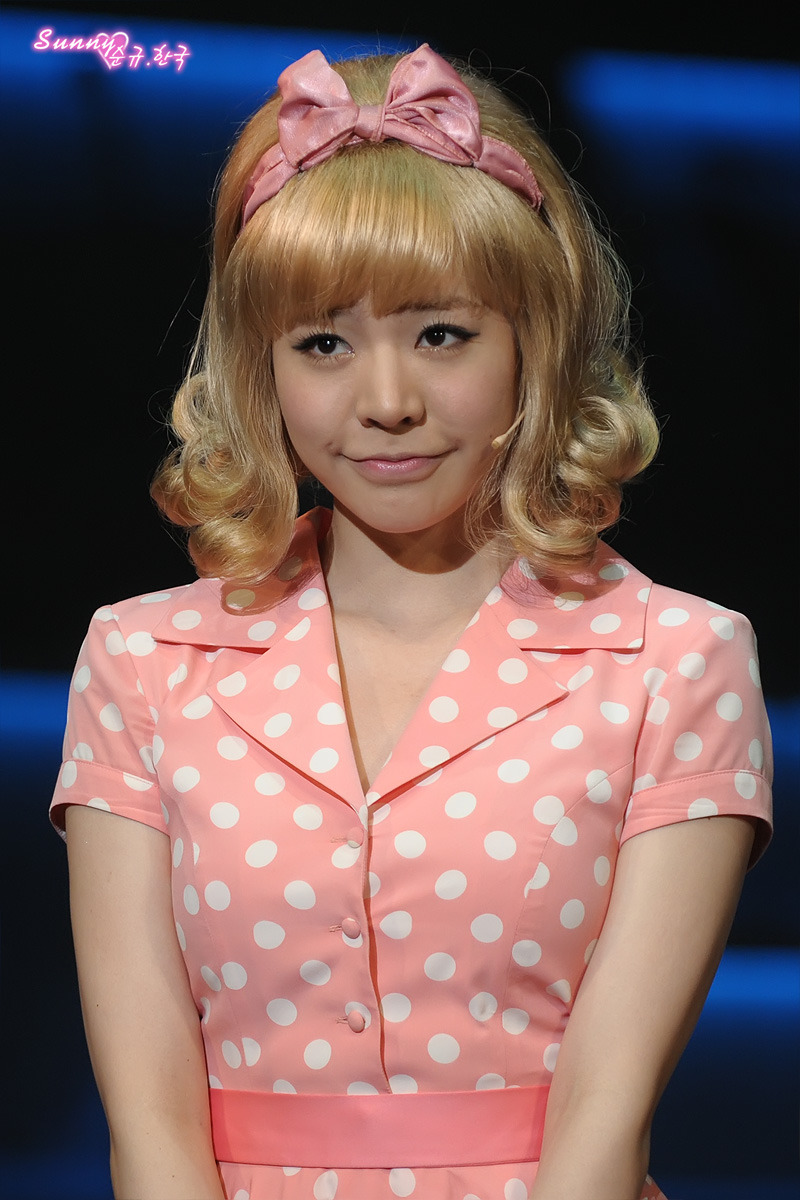[OTHER][12-06-2012]Selca mới nhất của Sunny và Park Kwang Hyun tại hậu trường "Catch Me If You Can"  - Page 6 207CA63F4F8D88EB0BA178