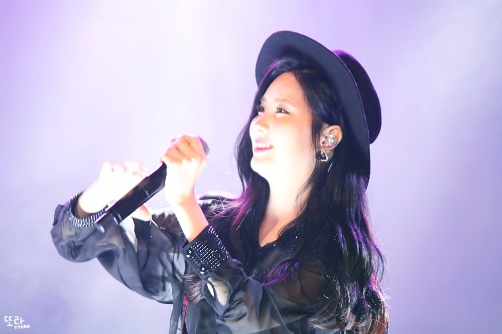 [PIC][11-11-2014]TaeTiSeo biểu diễn tại "Passion Concert 2014" ở Seoul Jamsil Gymnasium vào tối nay - Page 5 2362513D5467382423C2BB