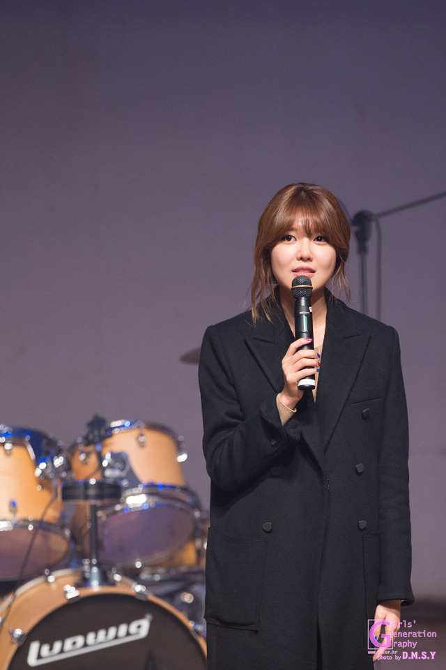 [PIC][20-12-014]SooYoung xuất hiện tại sự kiện "Korean Retinitis Pigmentosa Charity" vào chiều nay 253710505495C269101BDE
