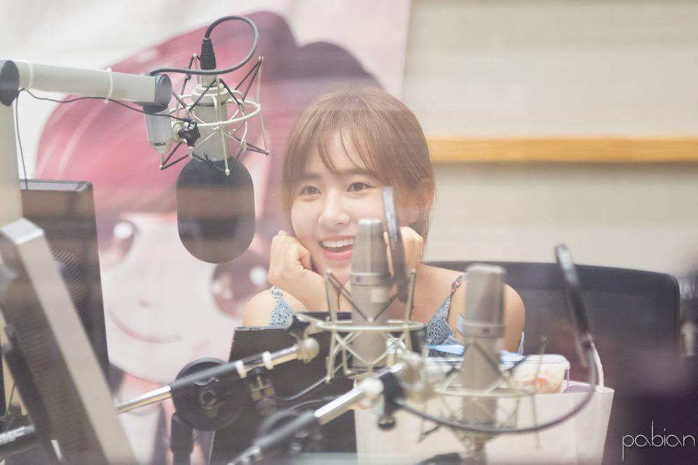 [PIC][23/24/25/26-06-2016] Yuri làm DJ đặc biệt cho "Radio KBS Cool FM Sukira" vào tối nay  - Page 3 26269D3D57736100185C82