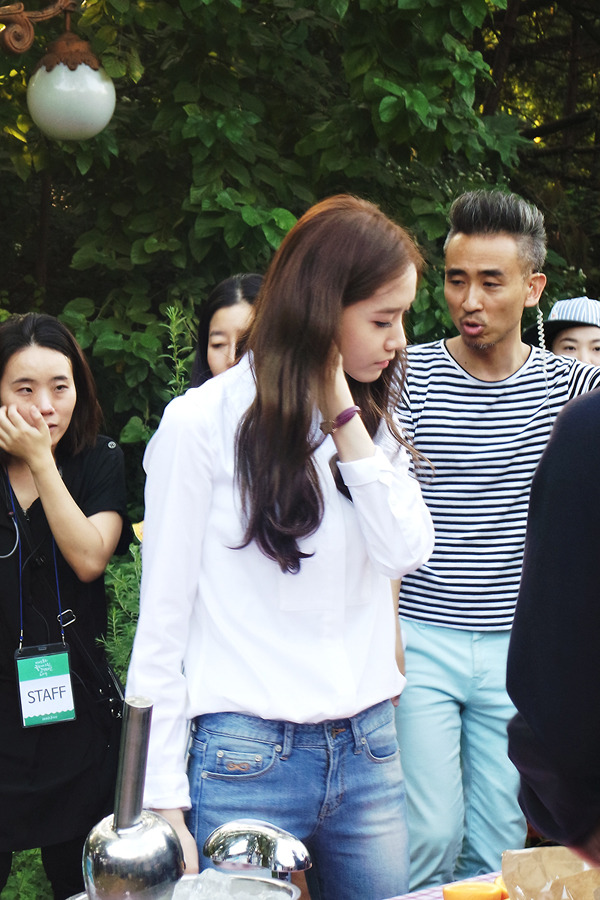 [PIC][27-09-2014]YoonA tham dự sự kiện “Innisfree PLAY GREEN Festival 2014” tại Seocho Culture & Arts Park vào chiều nay 265C183354273C8202F9B8