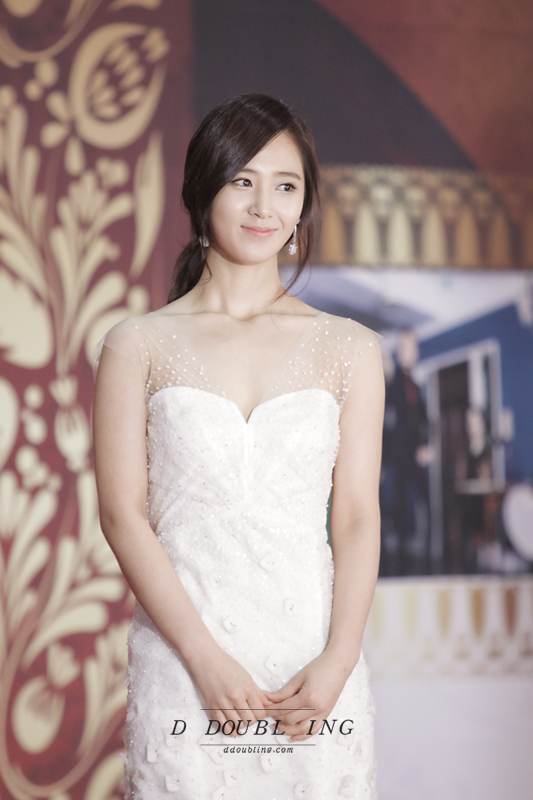 [PIC][31-12-2012]Yuri xuất hiện tại "SBS Drama Awards 2012" vào tối nay - Page 3 2748314E51752F01205A38