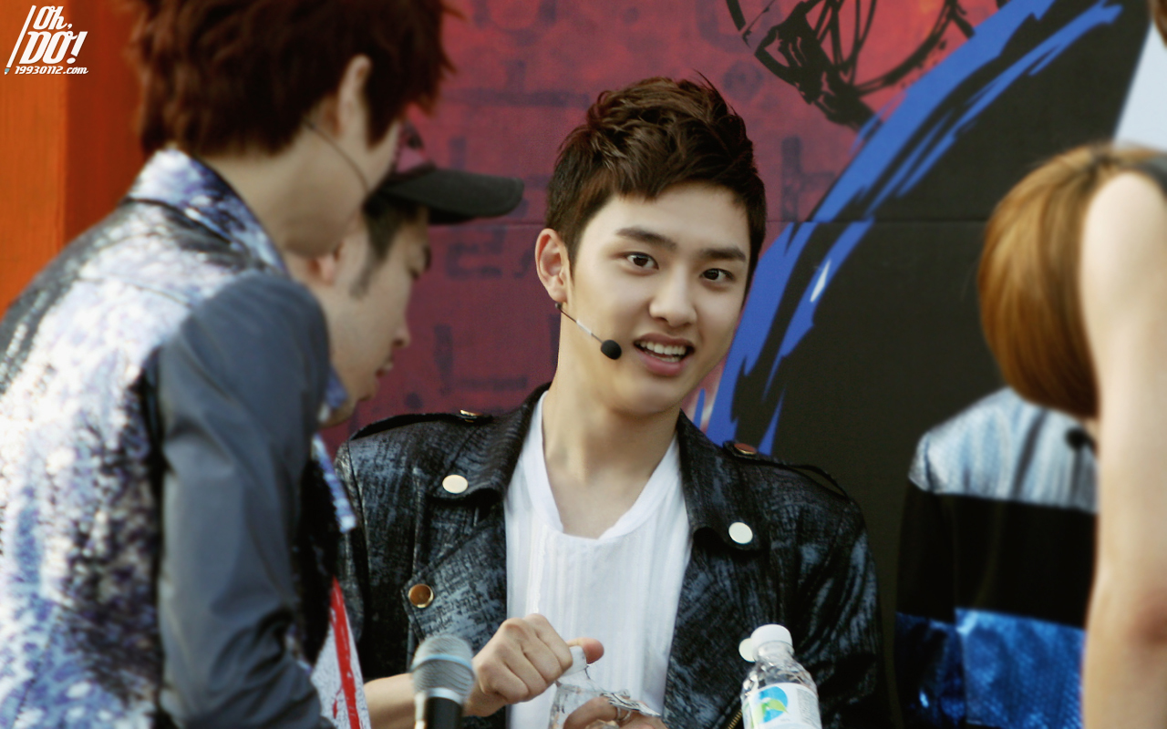 120707 D.O @ Yongsan Golden Bell 14478F414FFA6D0611D07D