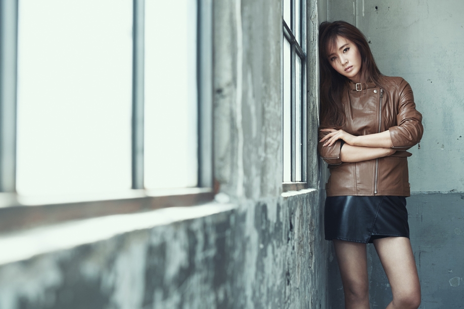[OTHER][25-08-2016]Yuri trở thành người mẫu mới cho Dòng Jeans - "블라키/BLACKEY" 26559D4757C940392B1C34